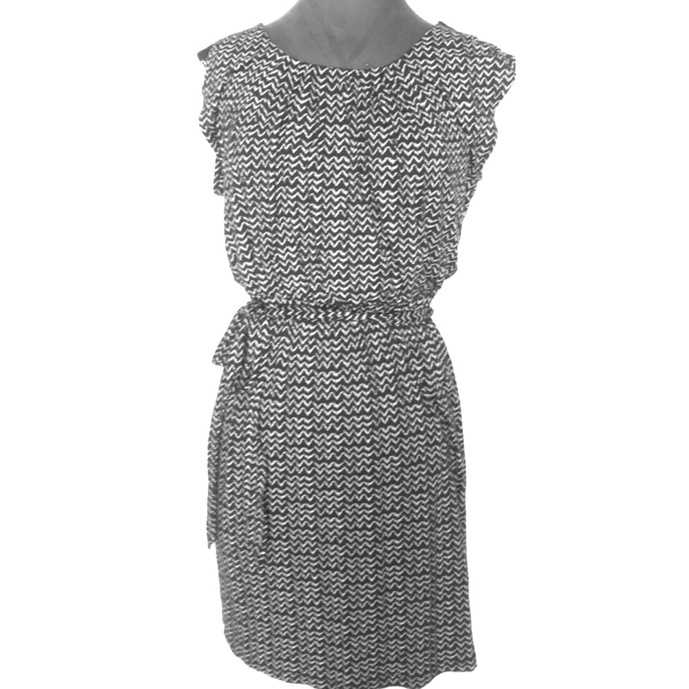 Ann Taylor LOFT Dress  Black and White Size M